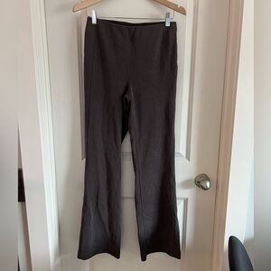 Lululemon softstreme ribbed trouser yoga pants in color espresso - hemmed